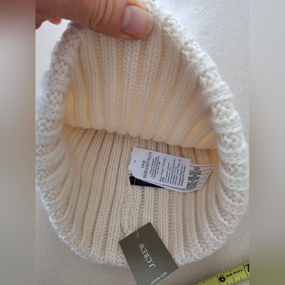 NWT Women's J Crew Cream Winter Hat / Beanie with White Faux Fur Pom Pom - Picture 4 of 10